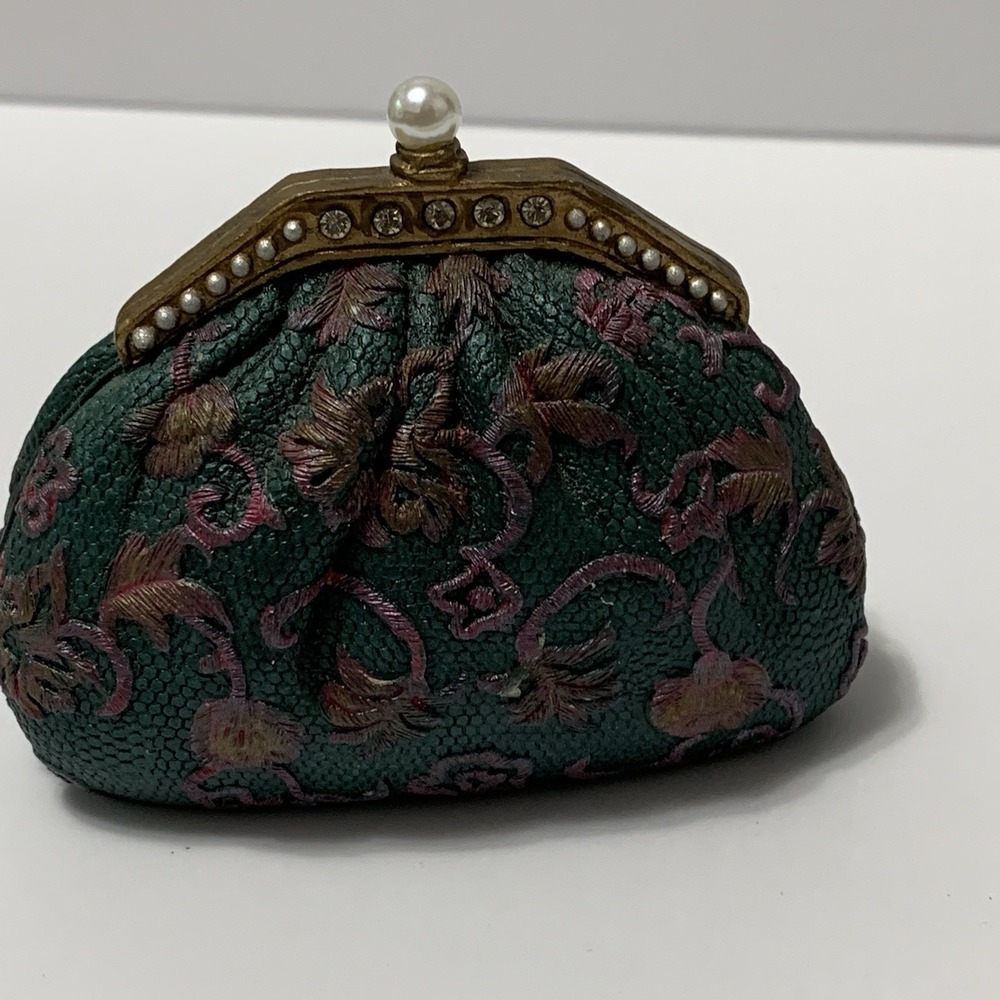 Vintage Classic Couture The Lady Laurel Fashion Handbag Collectible Figurine